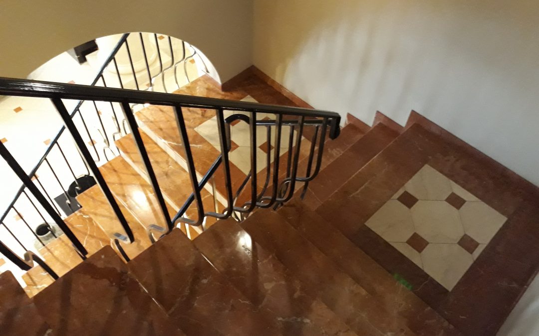 PROFESSIONALISM IS IN THE DETAILS FOR TOP TIERED REALTORS